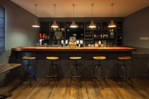 OLD102-Sugar Bay - GATTINONI, Bar (on property)