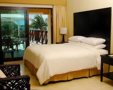 Playa Tortuga  Hotel & Beach Resort, 