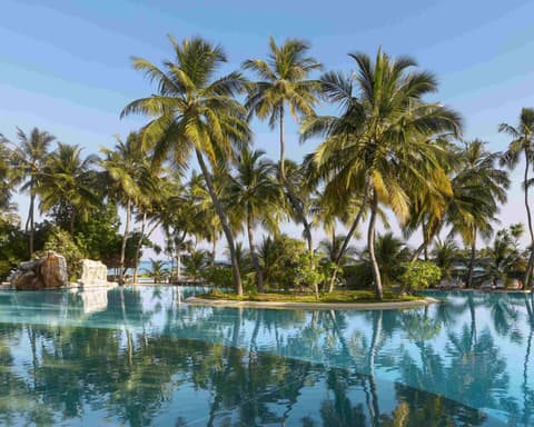 Villa Park, Sun Island, 