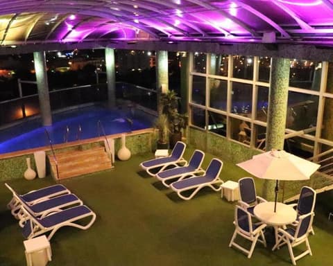 LuxSur Hotel - Ironman, 