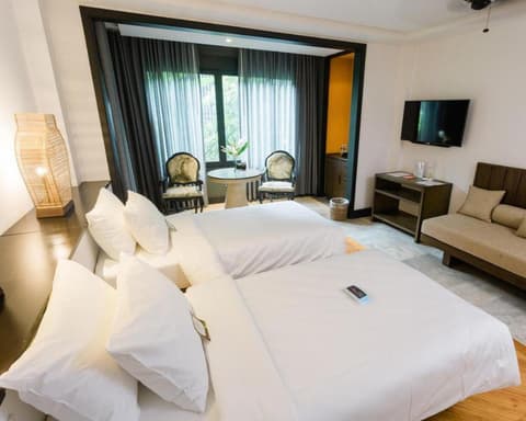 The Henry Resort Dumaguete, 