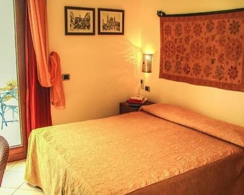 Hotel Il Faro Della Guitgia Tommasino, 