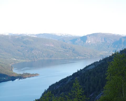 MTPE-10073 TIERRA DE FIORDOS & STAVANGER