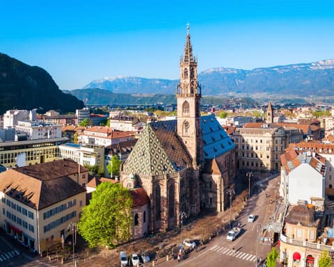 TOUR DOLOMITAS & CORTINA D´AMPEZZO DINAMICOS (Milán-Venecia) 2026