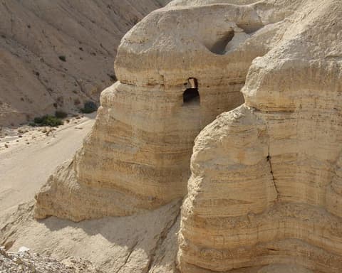 Wonders of Middle East (2026)