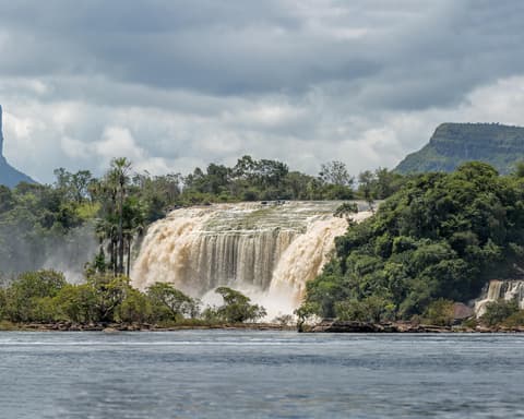 Lo Mejor de Canaima (Uruyen + Campamento Canaima)