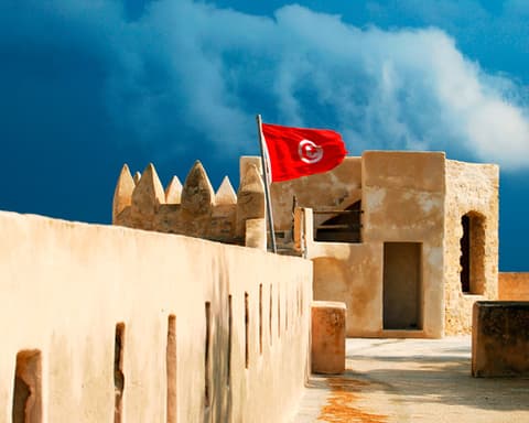 GRAN TOUR TUNISIA DALLE DUNE DEL SAHARA ALL'ISOLA DI DJERBA 25 APRILE 1 MAGGIO