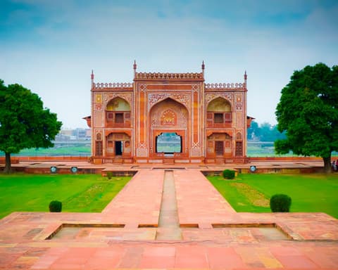 MTPE-30000 TRIANGULO INDIA CON VARANASI