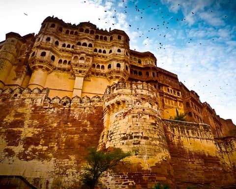 Rajasthán con Khajuraho y Varanasi (2025)