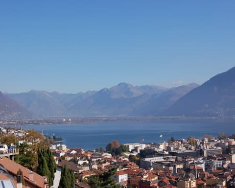 THE NORTHERN PEARLS OF ITALY