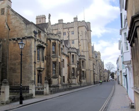 Londres, París e Italia Turista (2026)