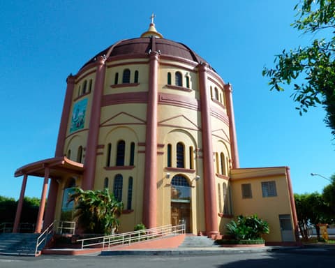 Manaus + Navegación Iberostar Grand Amazon en Rio Solimões - 05 noches