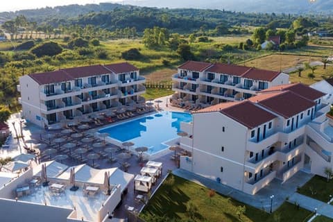 Angela Beach Hotel and Apartments, 