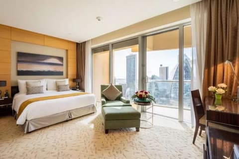 Fashion Avenue Dubai Mall – Burj Khalifa by The S Holiday Homes, 