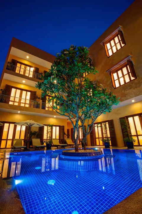 House Boutique Hotel, 