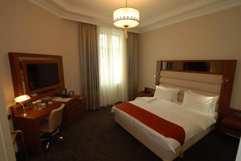 Batumi World Palace, 