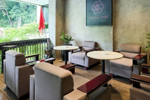 Central Park Saigon Hotel, 