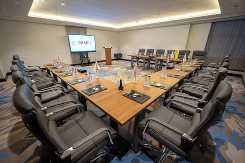 Charli hotel jeddah, 