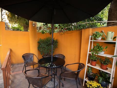 7 Premium Hotel (Shanghai Xujiahui Longhua Road subway station), 