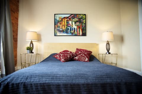 Ellison Suites, Room