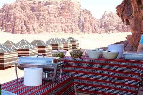 Milky Way Ecolodge, Dining