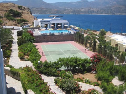 Sound of the Sea Hotel, Sport court