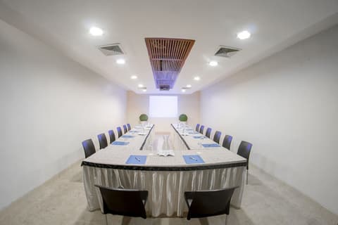 El Dorado Classic Hotel, Meeting facility