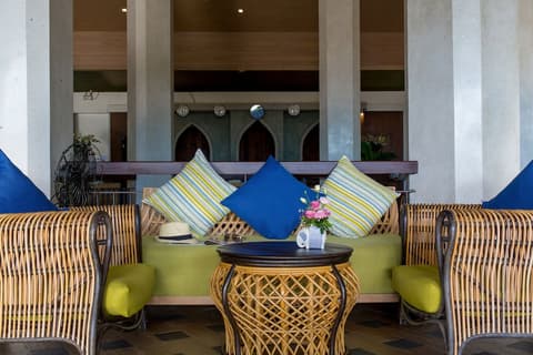 Mandarava Resort and Spa Karon Beach, Lobby sitting area