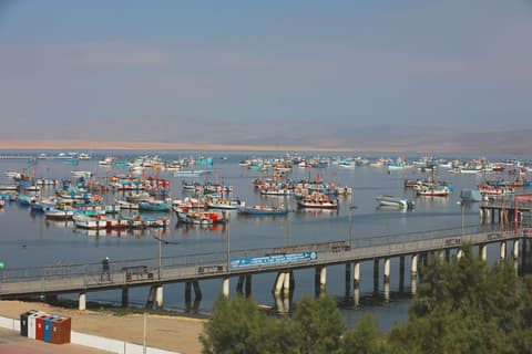 San Agustín Paracas, Beach