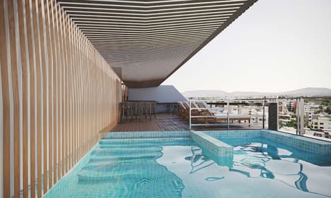 Hilton Garden Inn Lima Miraflores , Pool