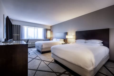 DoubleTree by Hilton Los Angeles - Norwalk, Room