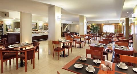 Gran Hotel Buenos Aires, Restaurant