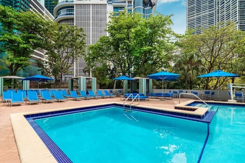 Hyatt Regency Miami, Pool