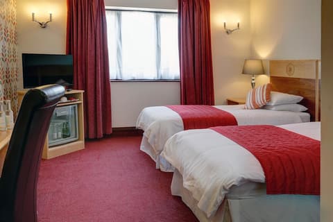 Best Western Compass Inn, Room