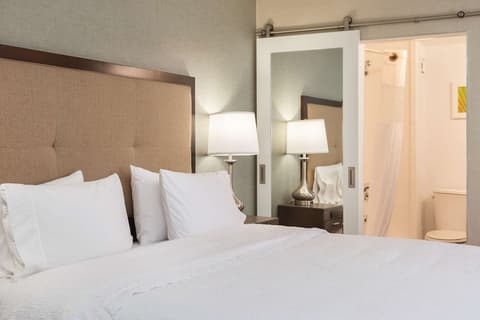 Hampton Inn Los AngelesWest Covina, Room