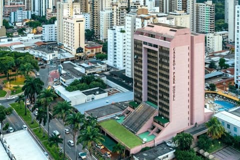 Castro's Park Hotel, Front of property