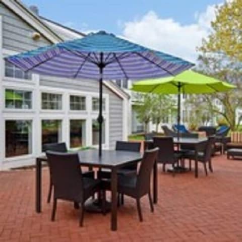 Courtyard By Marriott Cape Cod Hyannis, Terrace/patio