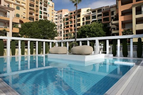 Columbus Hotel Monte-Carlo, Curio Collection by Hilton, Pool