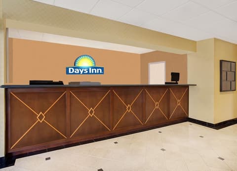Days Inn by Wyndham Silver Spring, Lobby