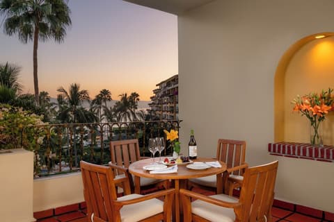 Velas Vallarta Suites Resort All Inclusive, Room