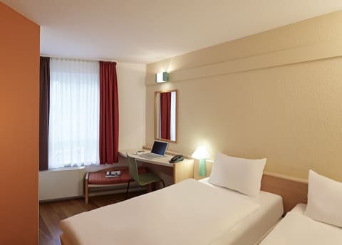 ibis Düsseldorf Hauptbahnhof, Room