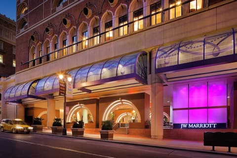 JW Marriott San Francisco Union Square, Exterior