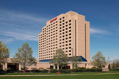 Detroit Marriott Troy, Exterior
