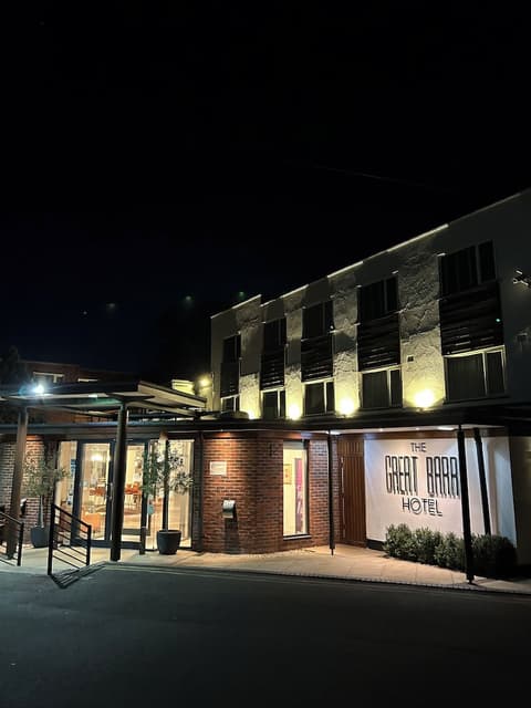 The Great Barr Hotel, Exterior