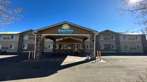 Days Inn & Suites by Wyndham Gunnison, Front of property