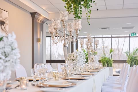 Holiday Inn Hotel & Suites St. Catharines Conference Center by IHG, Meeting facility