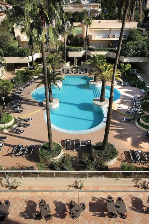 AC Hotel by Marriott Ambassadeur Antibes - Juan Les Pins, Pool