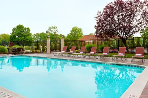 Holiday Inn Clark - Newark Area by IHG, Pool