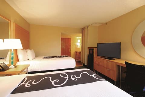 La Quinta Inn & Suites by Wyndham Deerfield Beach I-95, Room