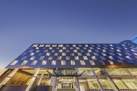 PARKROYAL Parramatta, Front of property